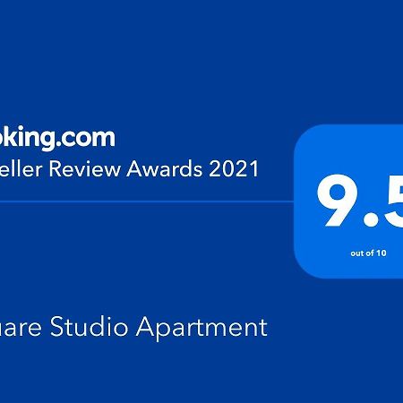Square Studio Apartment Ni Kültér fotó