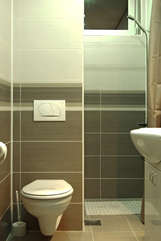 Square Studio Apartment Ni Kültér fotó