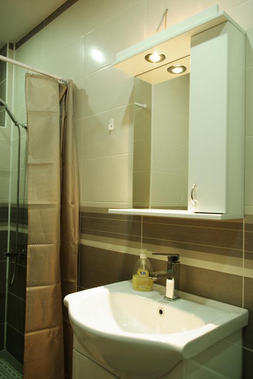 Square Studio Apartment Ni Kültér fotó