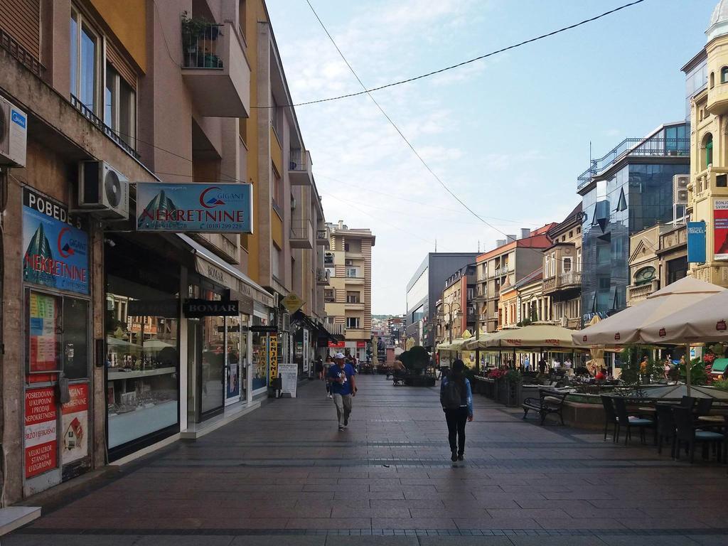 Square Studio Apartment Ni Kültér fotó